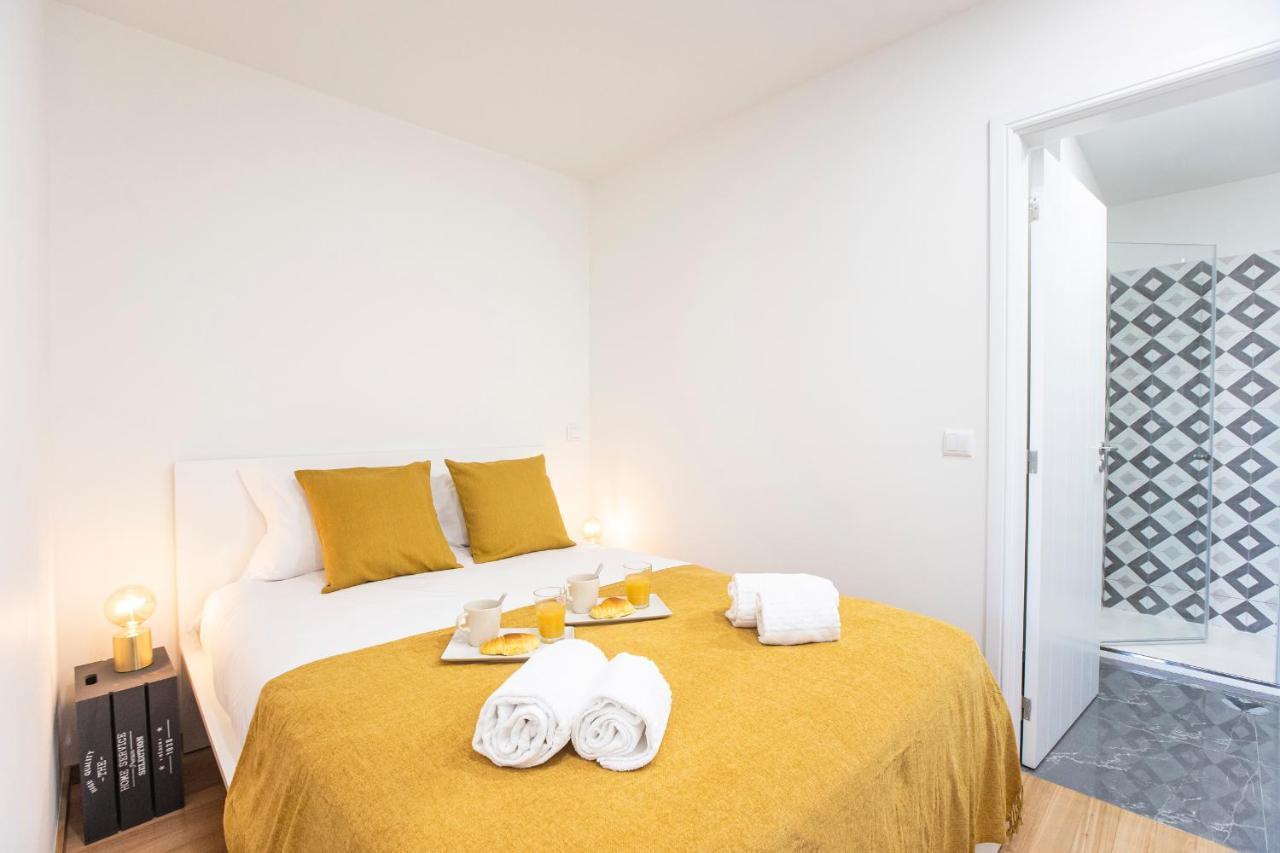 Homely Studio W/ Ac Near Marques By Lovelystay Porto Bagian luar foto